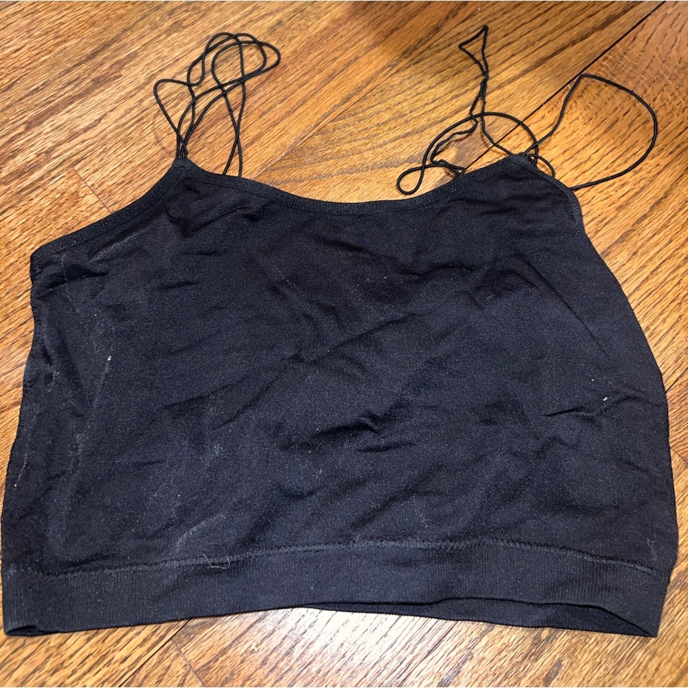 Black three strap tank